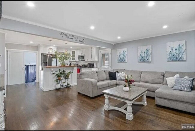 Photo - 184 Lexington Ave House