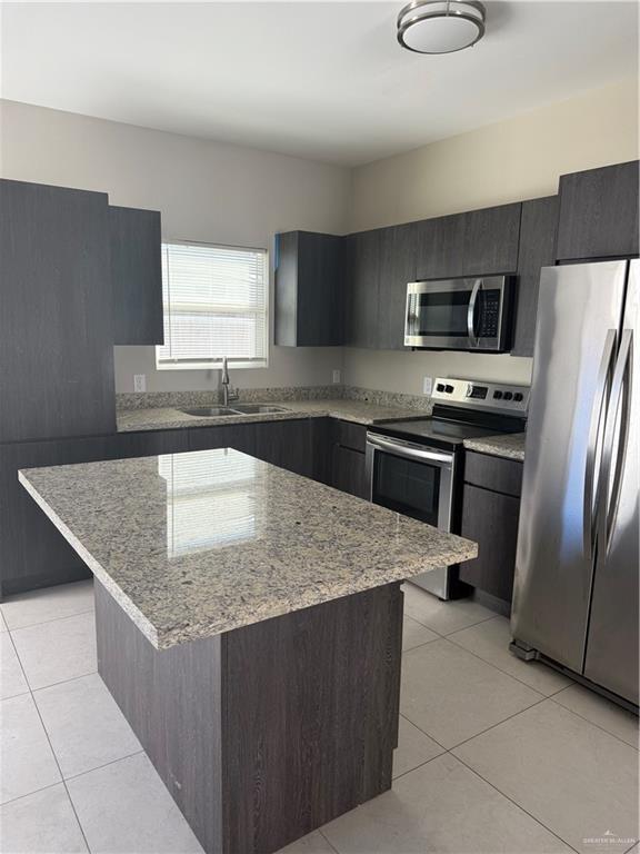 Photo - 34 Golden Nugget Unidad 3