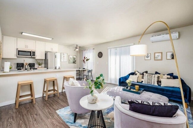 Photo - The Landmark