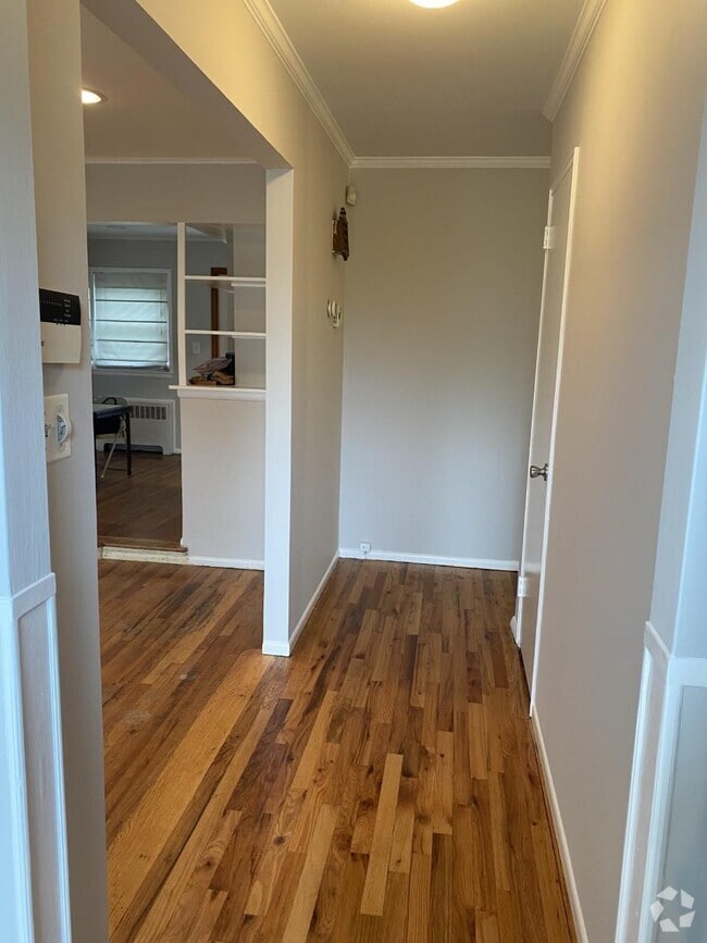 Building Photo - 3 Wensley Rd Rental