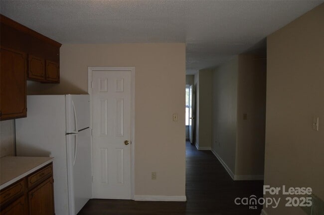 Photo - 309 Vance St