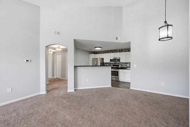 Photo - $2,020.95 with $300.00 off the first month's rent, $2 Beds - 2 Bath, Condo in Aurora with in Unit... Unit #14-305