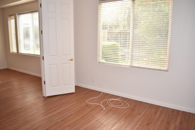 Photo - 469 Anacapa Dr