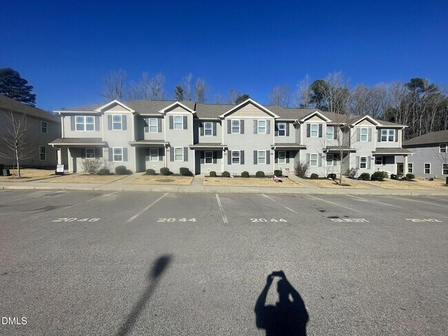 Photo - 2044 Wiggins Village Dr