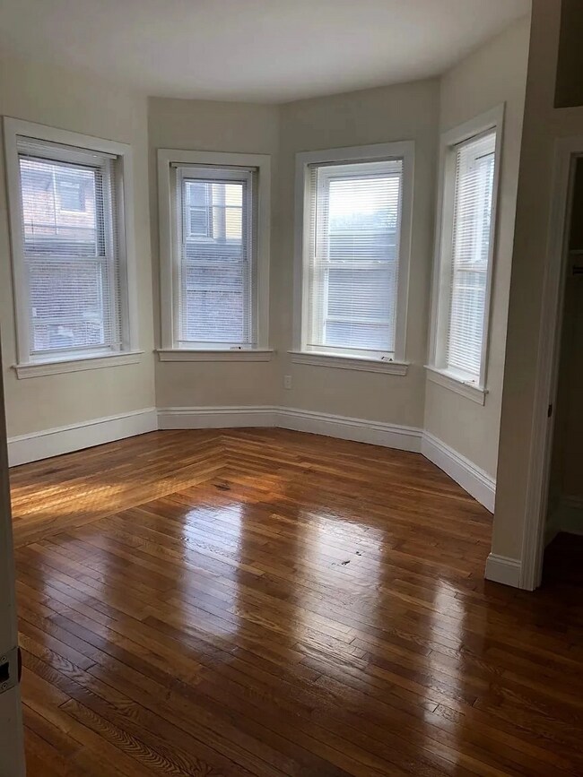 126 Warren St Unit G3