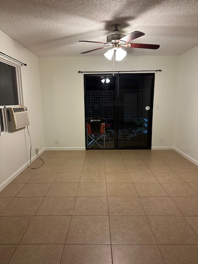 Photo - 34-34A Luanaiki Pl Unidad 34A Luanaiki Pl. 1bd/1ba attached ohana