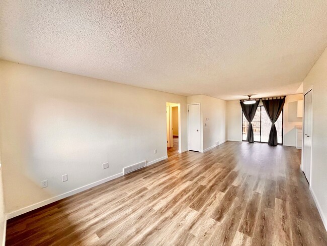 Photo - 2217 Bismarck Ct