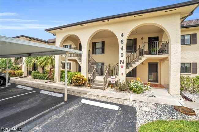 Building Photo - 4640 Chantelle Dr Unit N204