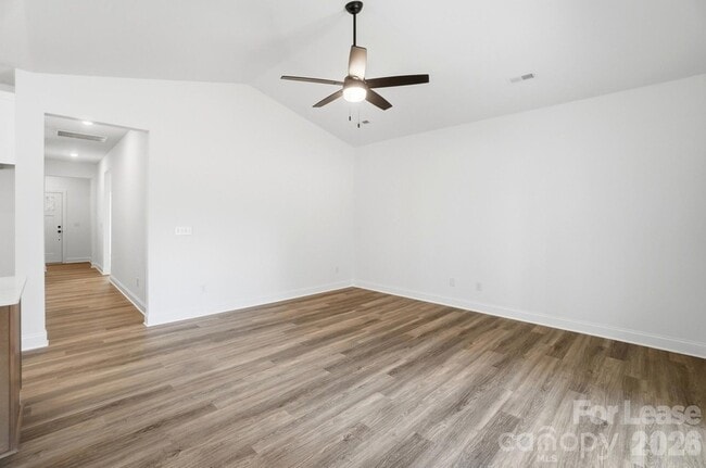 Photo - 197 Dale Dr