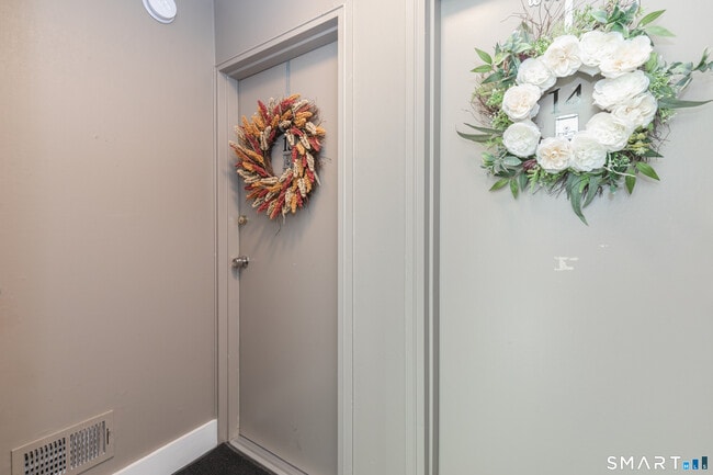 Photo - 13 Quincy Close Unit 13