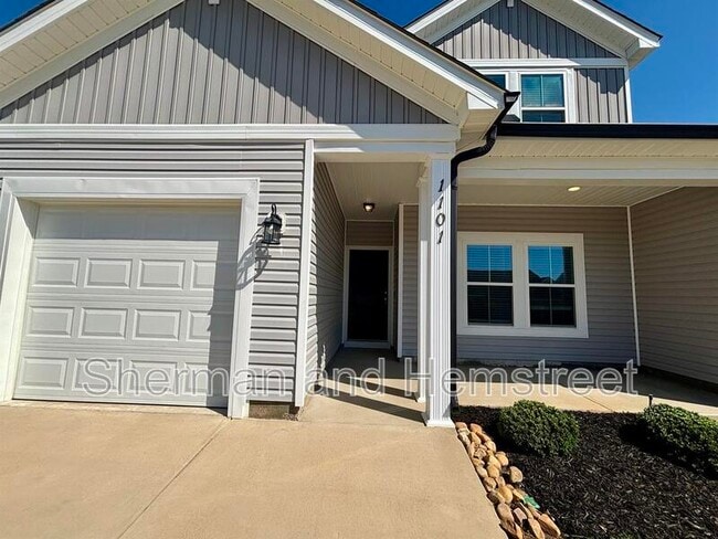 1101 Clareton Dr