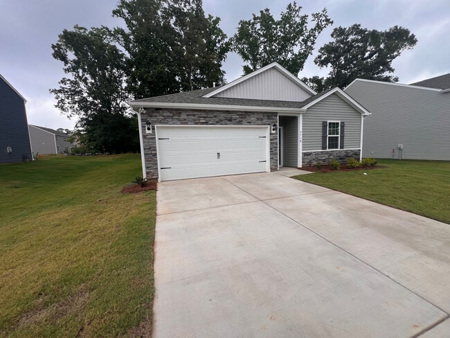 Photo - Room in House on Cramer Crk Dr