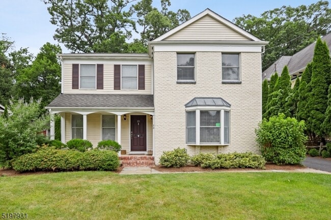 Building Photo - 25 Ruthven Pl