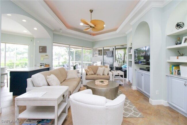 Photo - 372 Mallory Ct