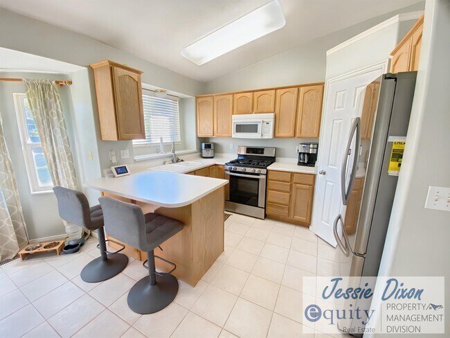 Photo - 2014 Jenny Ln.