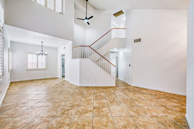 Photo - Spacious 4 Bedroom Home near Summerlin!