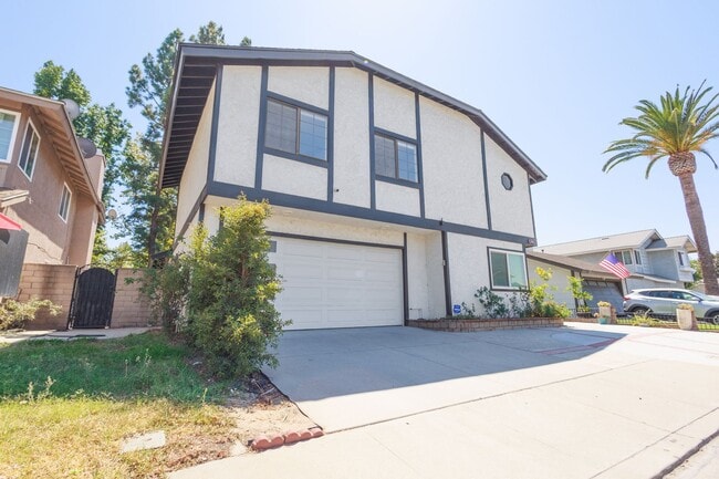 Building Photo - 640 E Banyan St