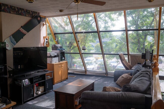 Photo - 10 Kellogg Rd Unit 247