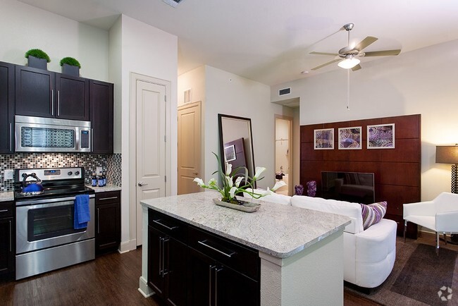 Sala de estar - Domain on the Parkway