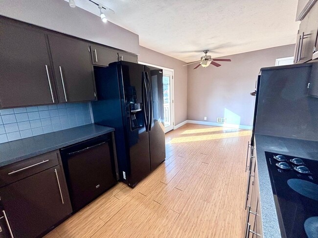 Photo - 2524 S 123rd Ave