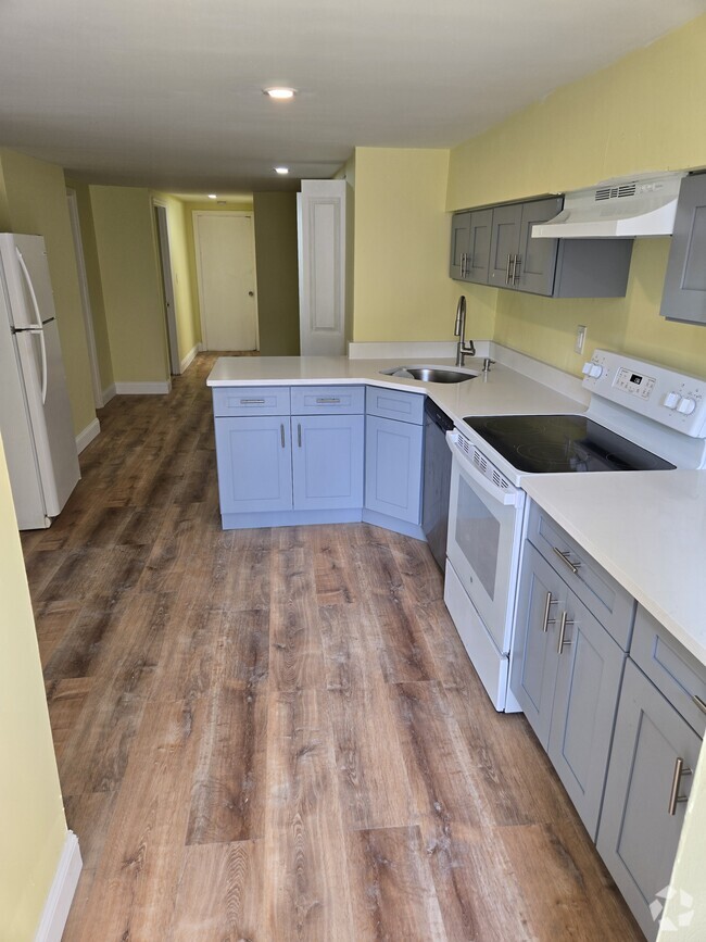 Building Photo - 30 Fero St Unit 1 Rental