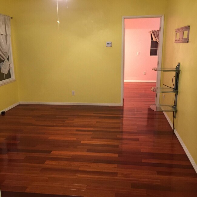 Photo - 1221 W Mission Rd Unidad 0