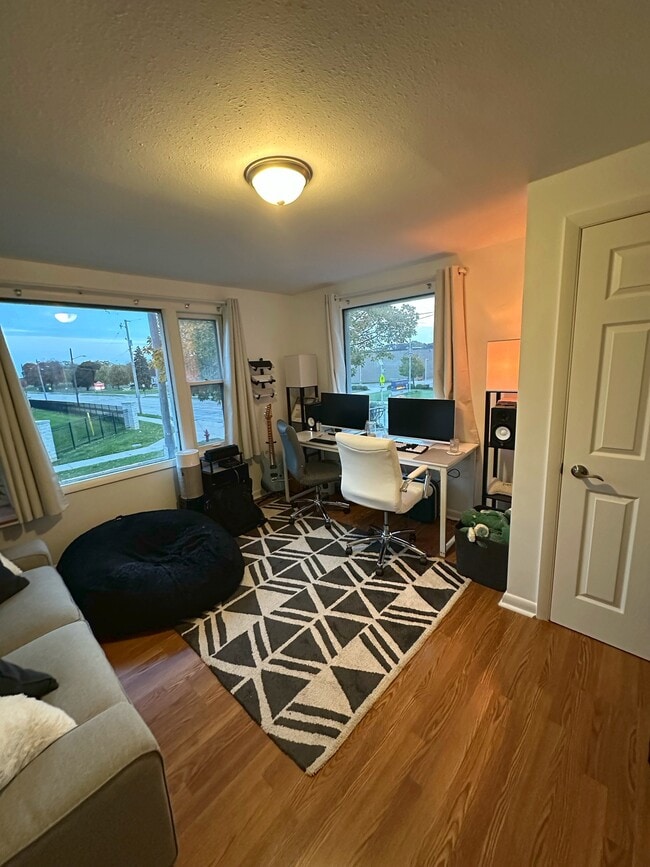 Photo - 4945A S Lake Dr