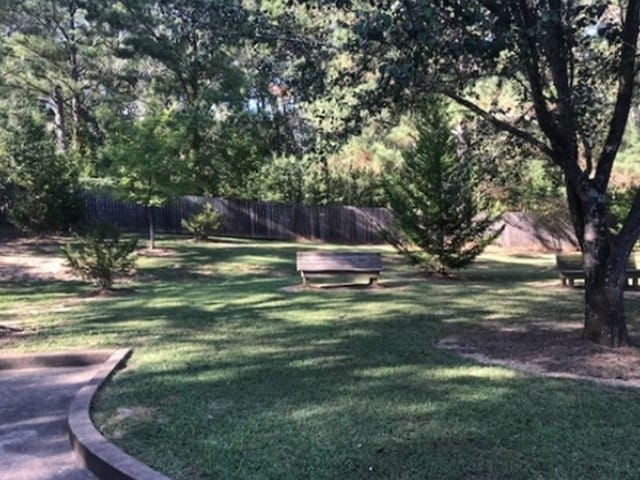 Área de parque - The Elms