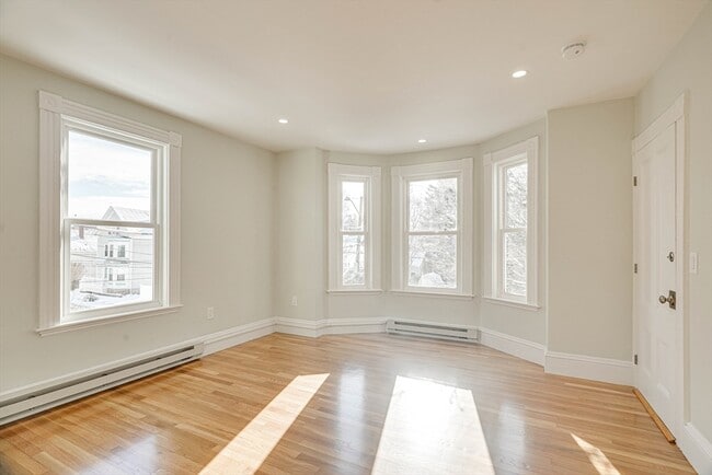 Photo - 11 Willow Ave Unit 2