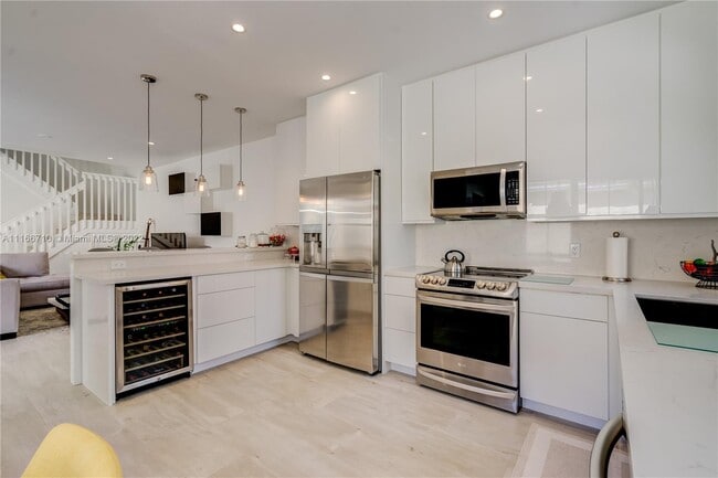 Building Photo - 1529 Yellowheart Way