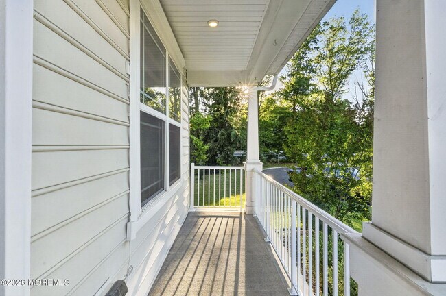 Photo - 319 Tulip Ct