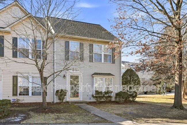 Photo - 2930 Queensland Dr