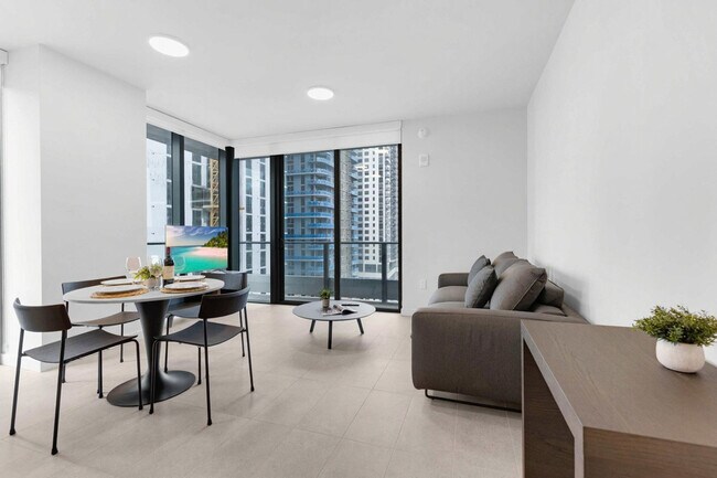 Building Photo - 501 NE 1st Ave Unit SI ID1501422P