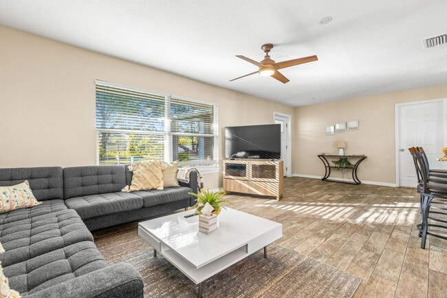 Photo - 9444 Laura Anne Dr Apartment Unit ID1039752P
