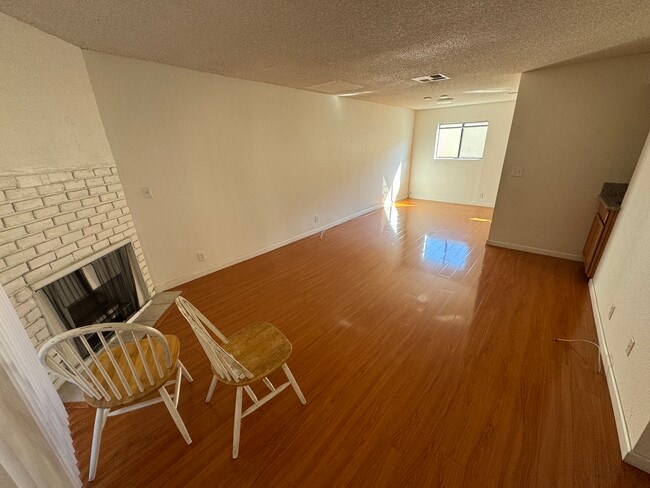 Photo - 106 N Chapel Ave Unit #2