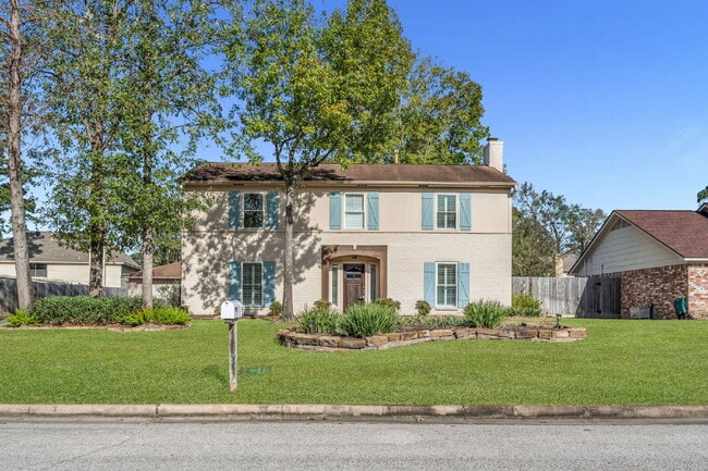 Building Photo - Welcome to this stunning 4-bedroom, 2.5-bath home on a quarter of an acre lot nestled in the high...