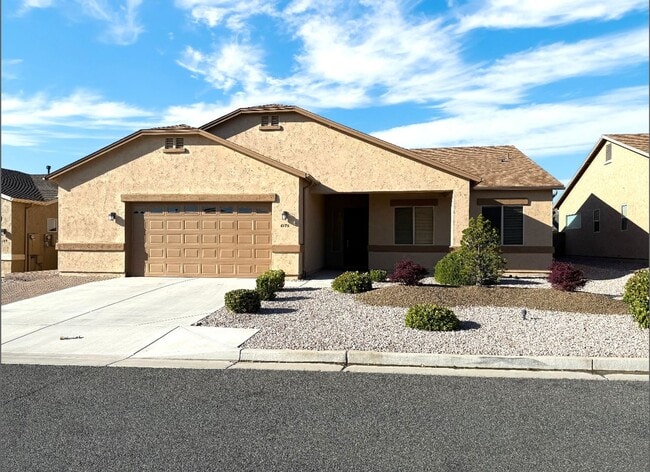 Building Photo - BEAUTIFUL GRANVILLE HOME!