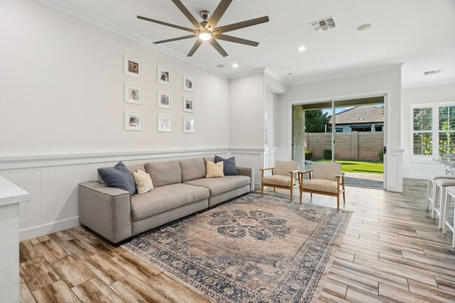 Photo - 10560 E Nichols Ave