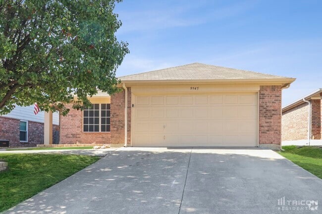 Building Photo - 9945 Sparrow Hawk Ln Rental