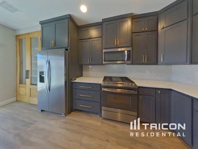 Photo - 7415 Cresswell Dr