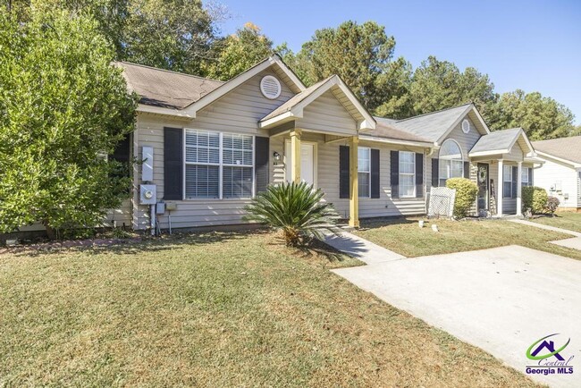 Photo - 83 Hamilton Woods Dr