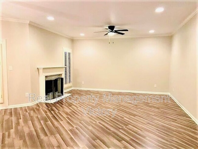 Photo - 1199 Berwick Rd