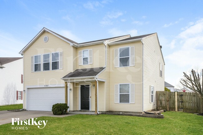 9197 Huntleigh Cir