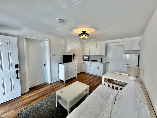 9105 Atlantic Ave Unit 32