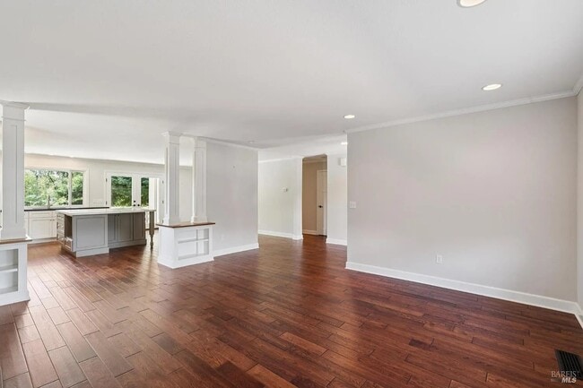 Photo - 1296 Orchard St