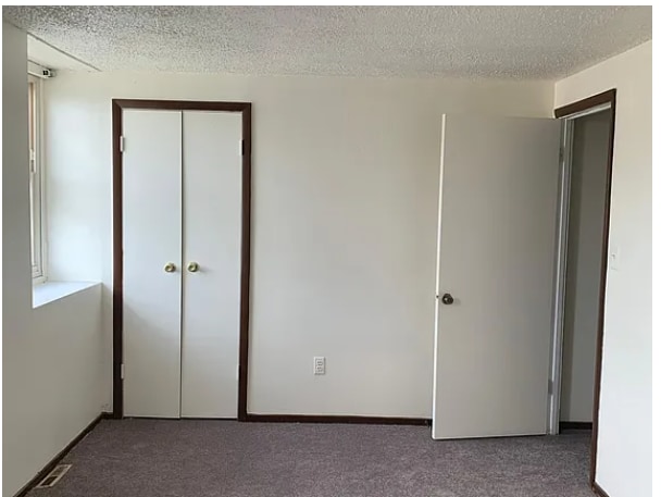 Photo - 1842 Village Green Dr
