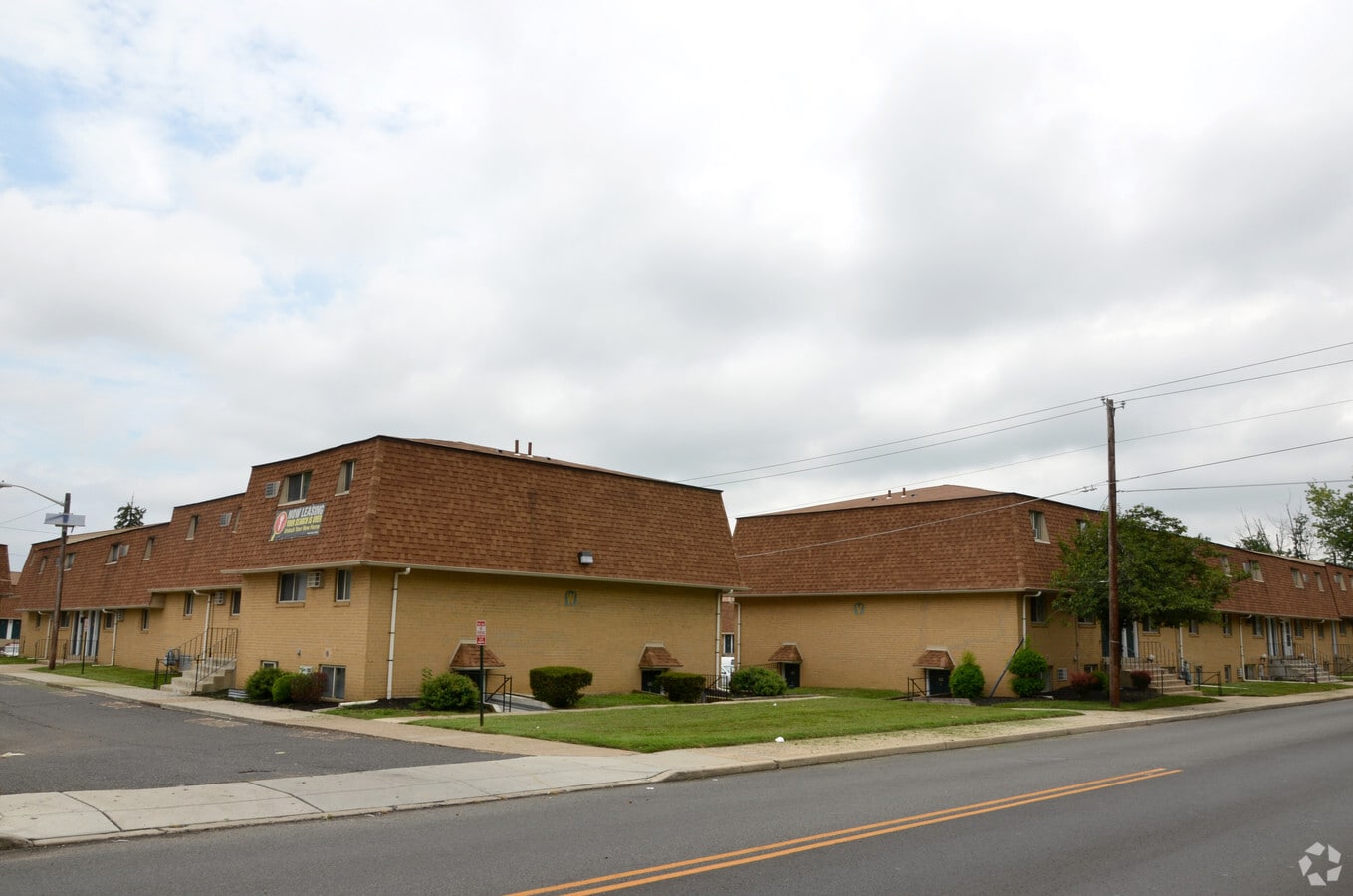 Ferry Landing - Ferry Landing Apartments