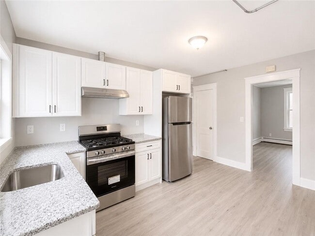 Photo - 1003 Atwells Ave Unidad 1