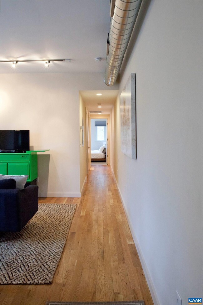 Photo - 1600 Jefferson Park Ave Unit 106