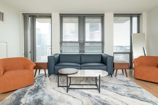 Building Photo - 677-679-679 Washington St